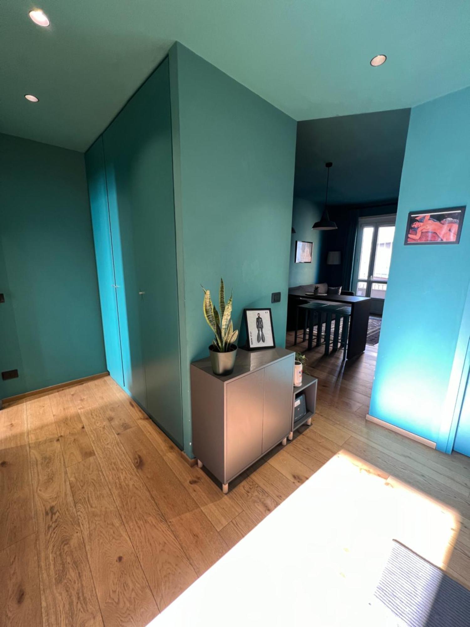 Room With Private Balcony On The Dora River Торино Екстериор снимка